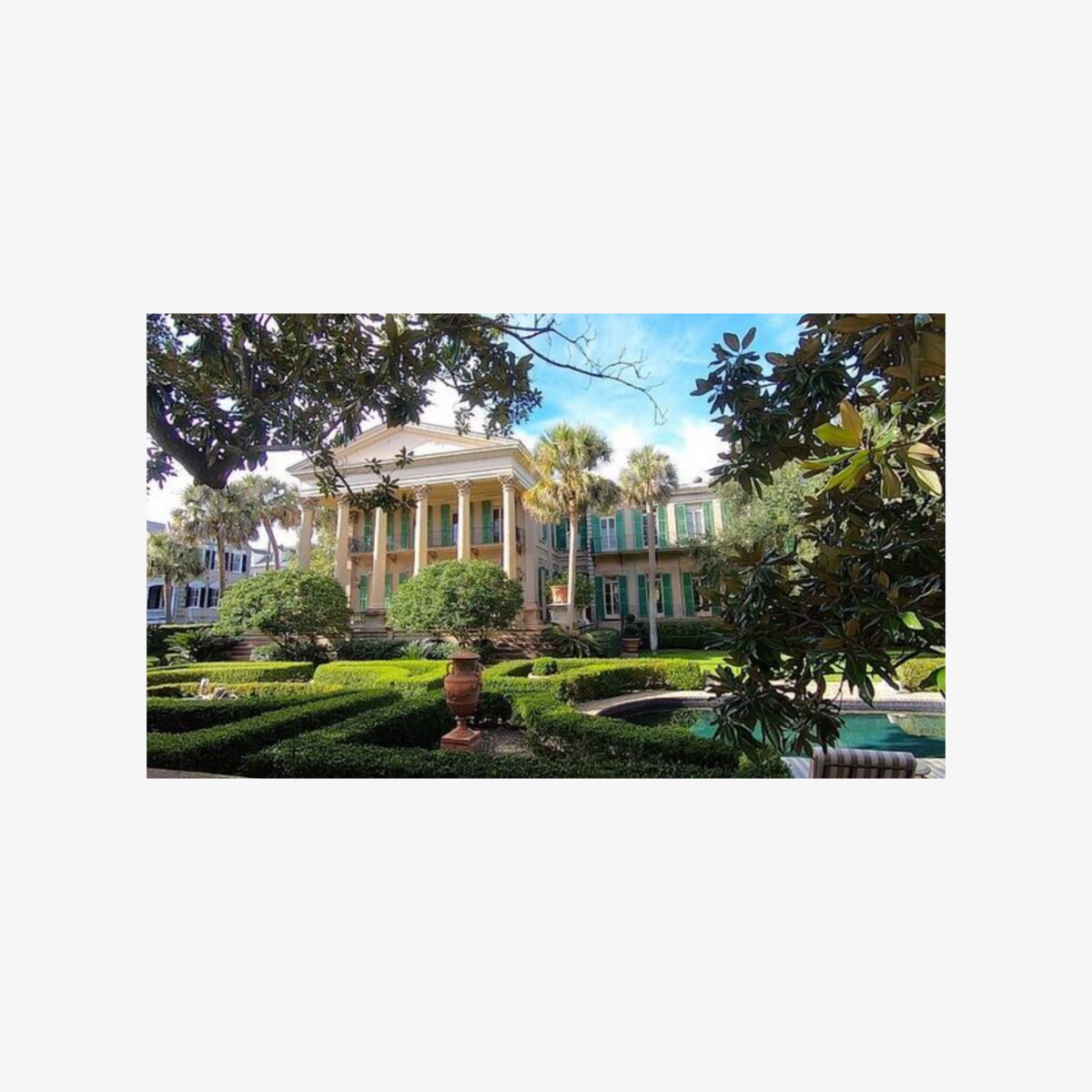 day-trip-to-charleston-bus-tour-boone-hall.png